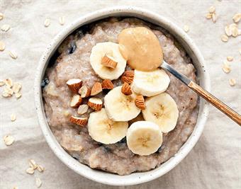 Overnight No-Cook Banana Oatmeal